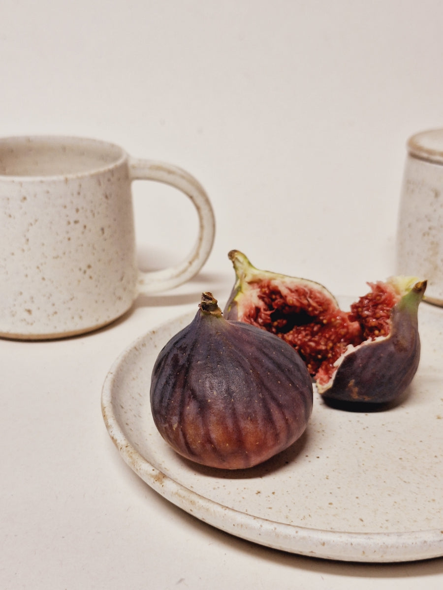 Smetanová tečkovaná