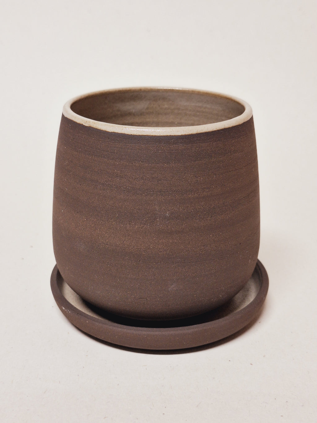 Hrnek bez ucha s podšálkem