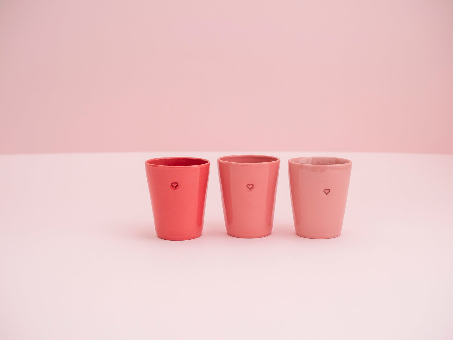 Porcelánový šálek srdce