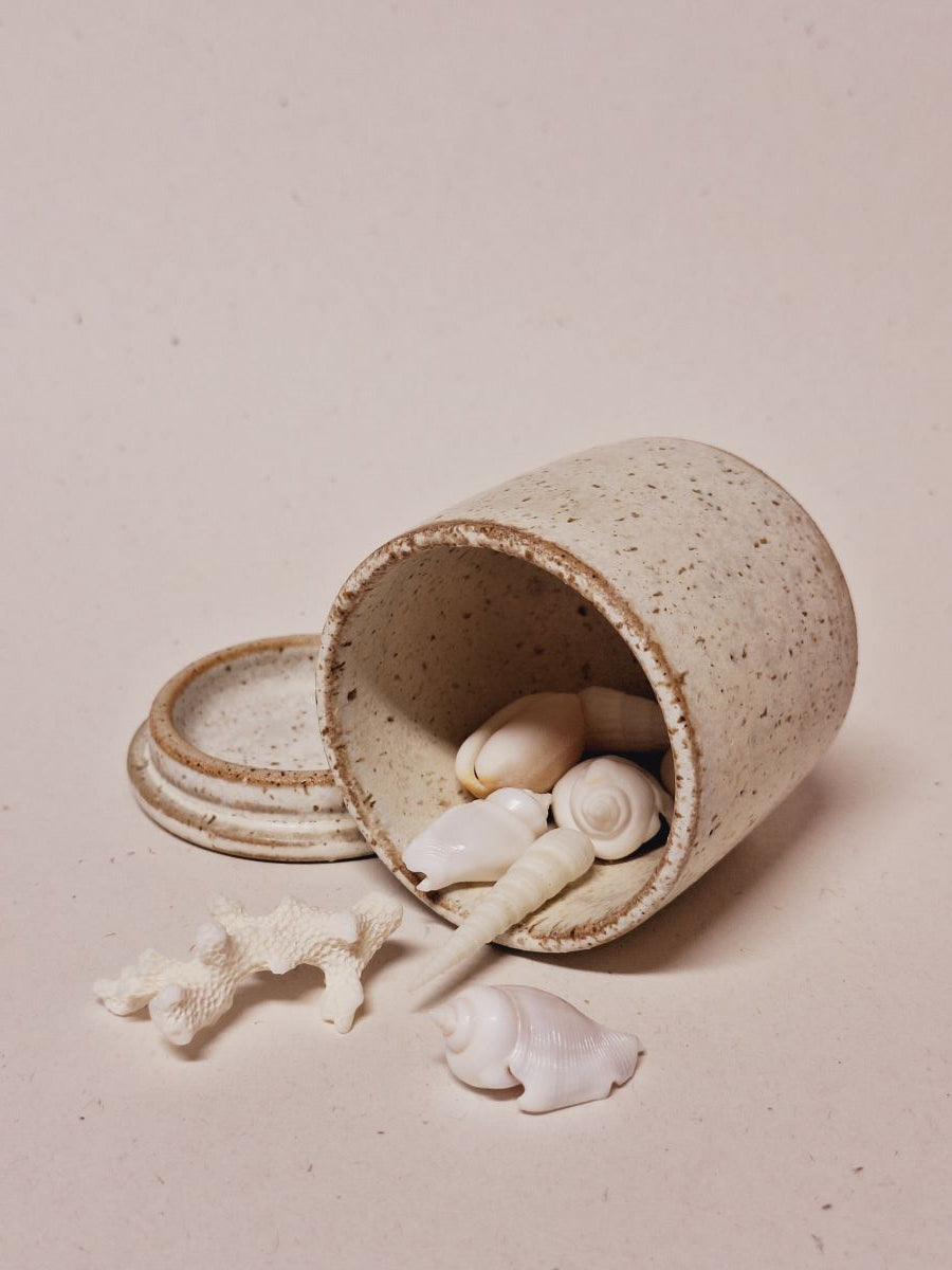 Dóza malá krémová