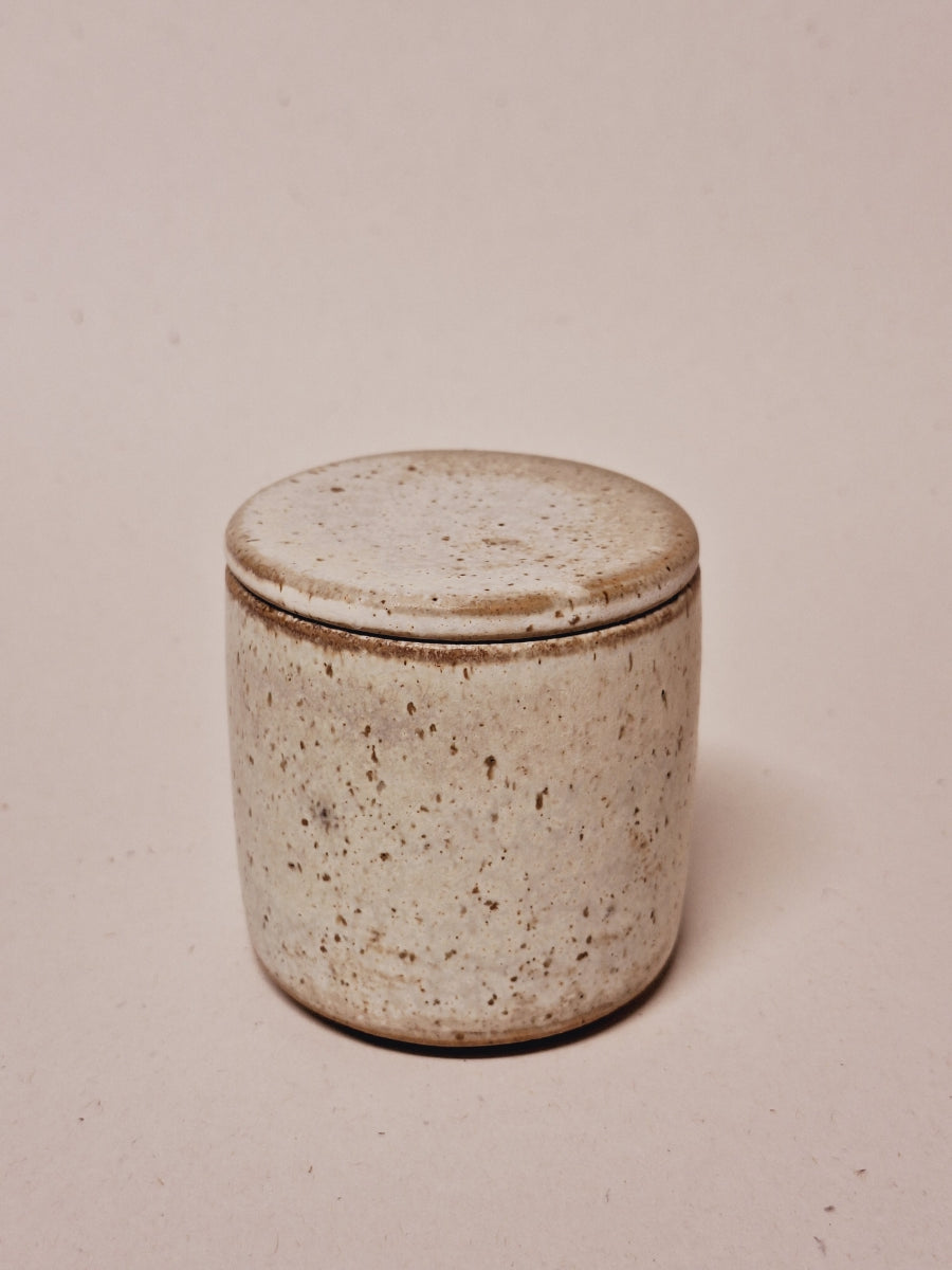 Dóza malá krémová